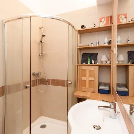 Top-floor Nearby Astoria Budapest