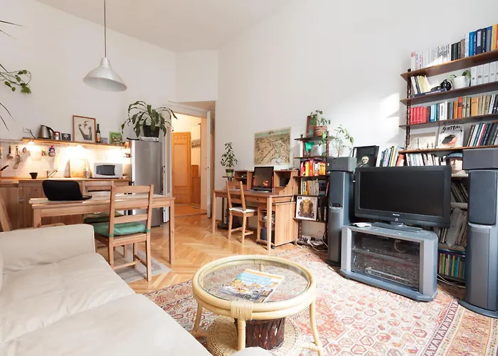 Apartamento Top-floor Nearby Astoria Budapeste