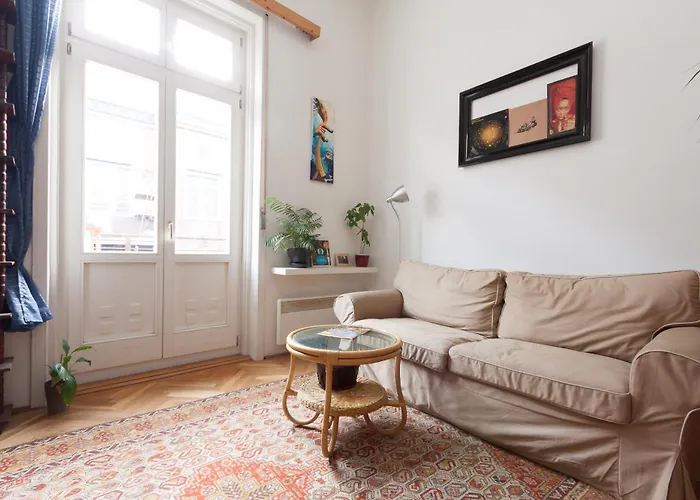 Top-floor Nearby Astoria Апартаменты Будапешт